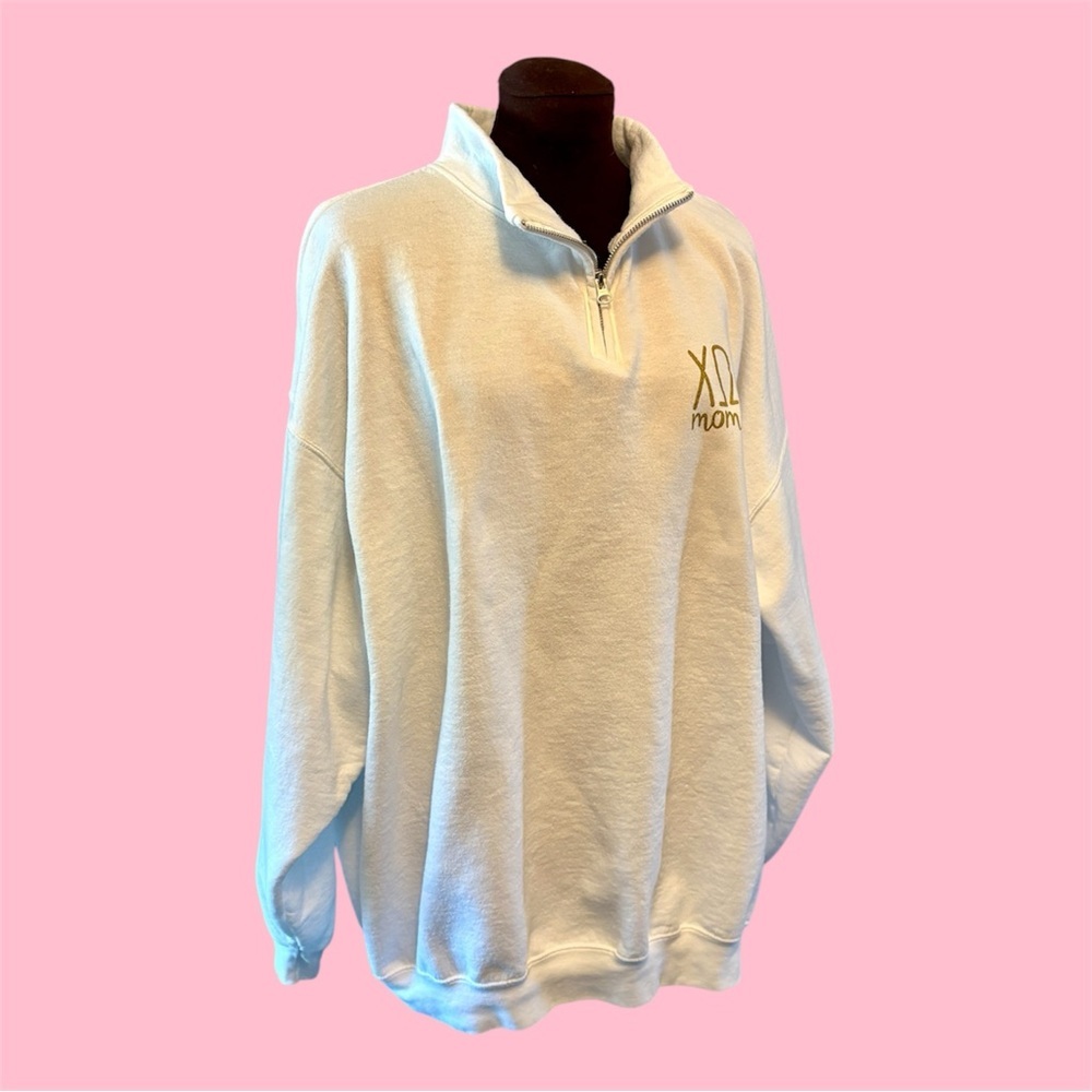 Chi Omega Mom White Quarter-Zip Long Sleeve Sweatshirt with Gold Print size 3XL - Picture 3 of 11